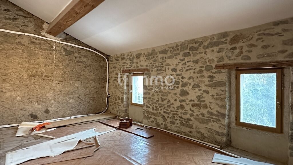 Photo 13 : maison 172 m² – 4 chambres – avec jardin et veranda