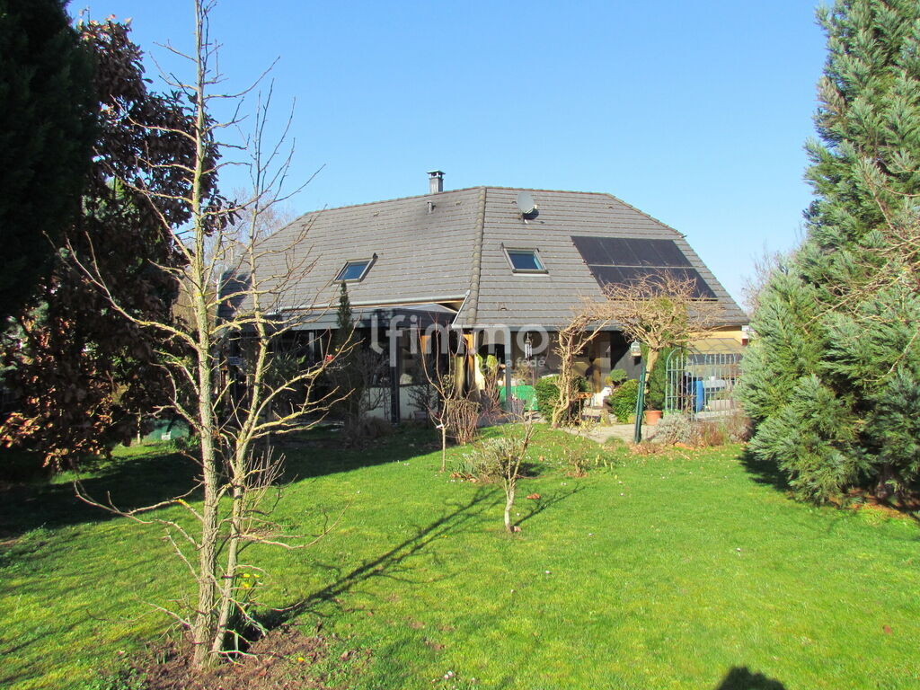 Photo 2 : Maison 7 pièces sur 8,27 ares