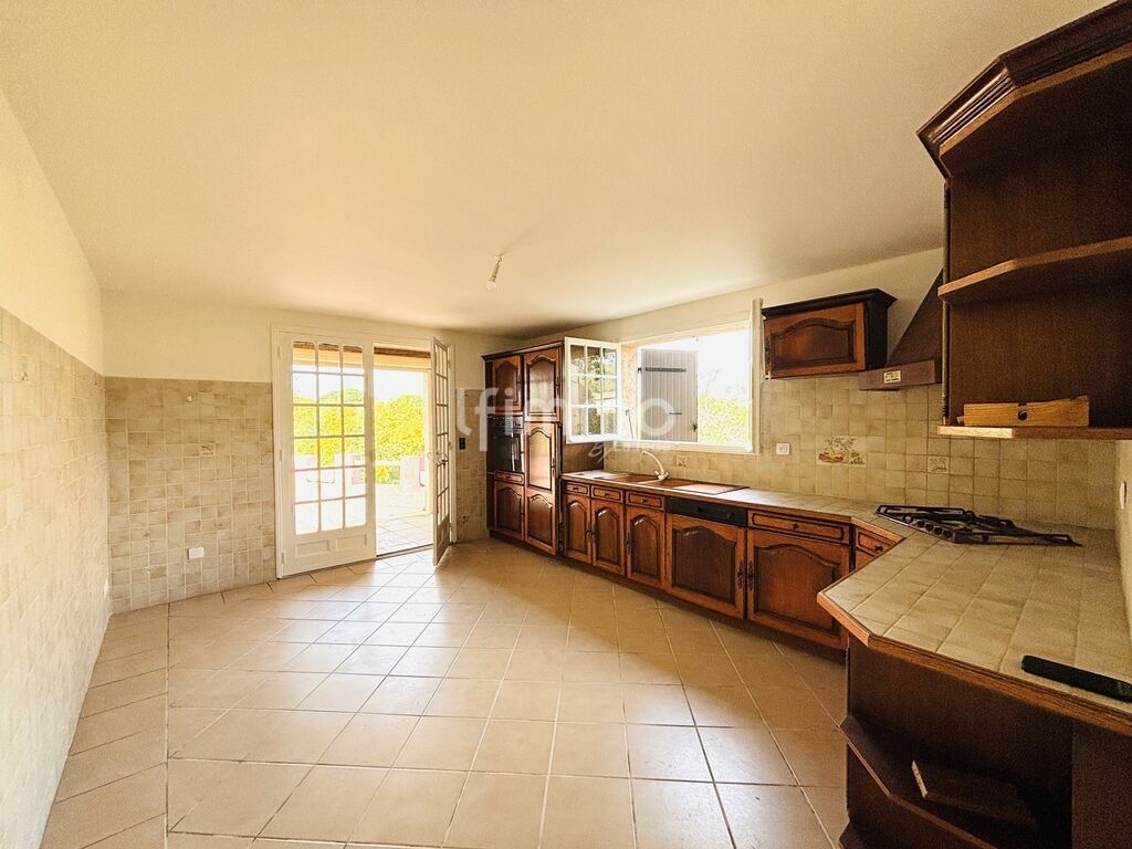 Photo 10 : Valescure – Villa 213 m² – 5 chambres – Terrain 1300 m²