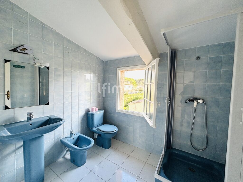 Photo 14 : Valescure – Villa 213 m² – 5 chambres – Terrain 1300 m²