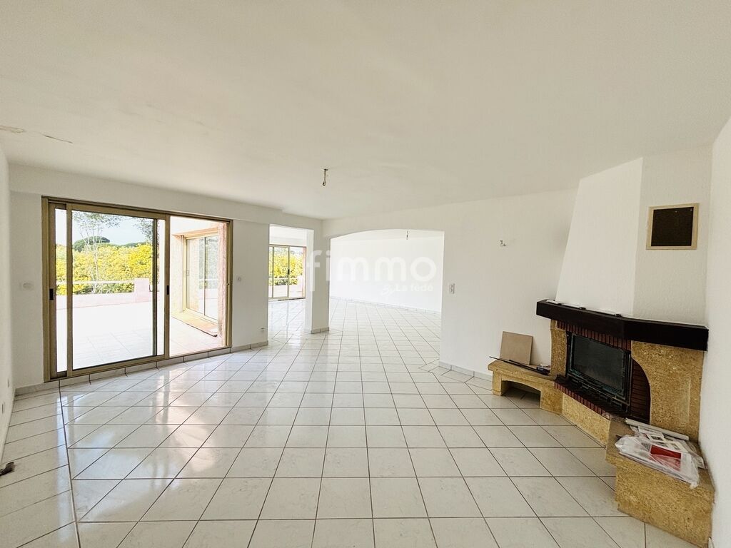 Photo 4 : Valescure – Villa 213 m² – 5 chambres – Terrain 1300 m²