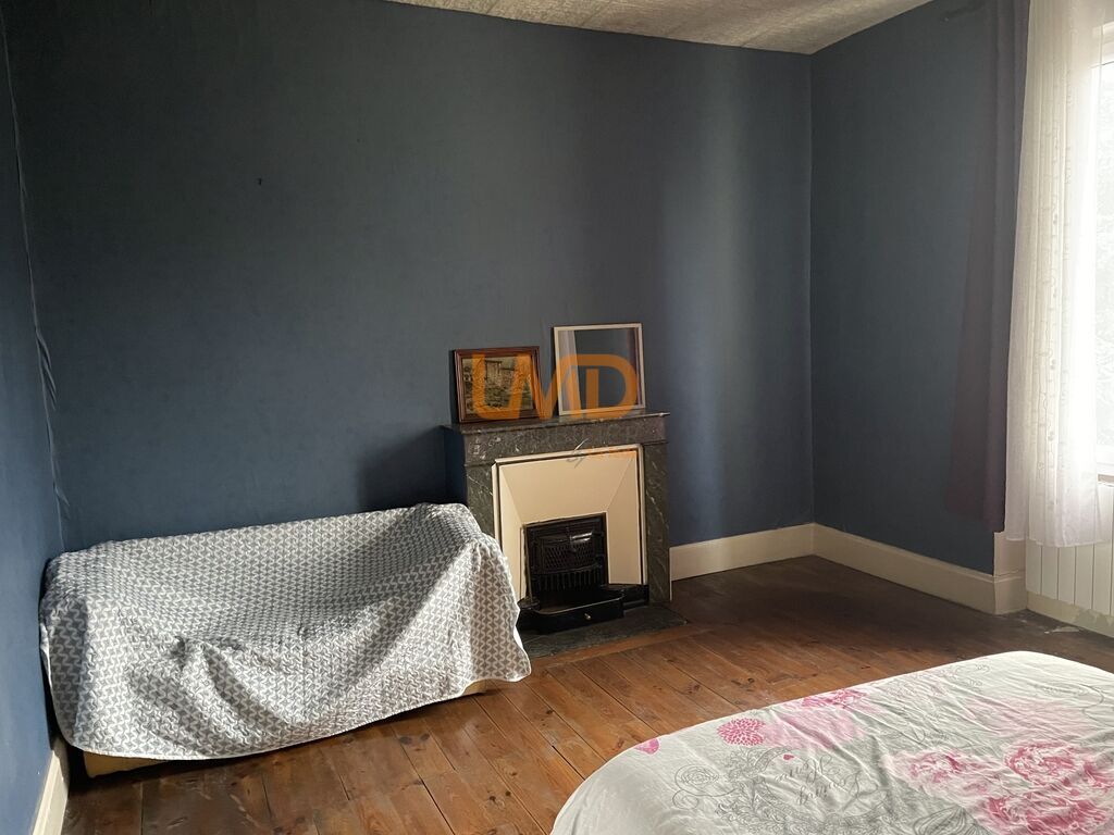 Photo 11 : Maison T7 en pierre sur sous-sol