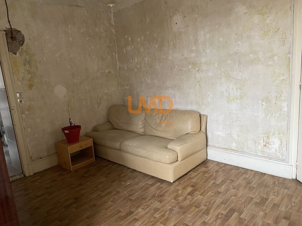 Photo 4 : Maison T7 en pierre sur sous-sol