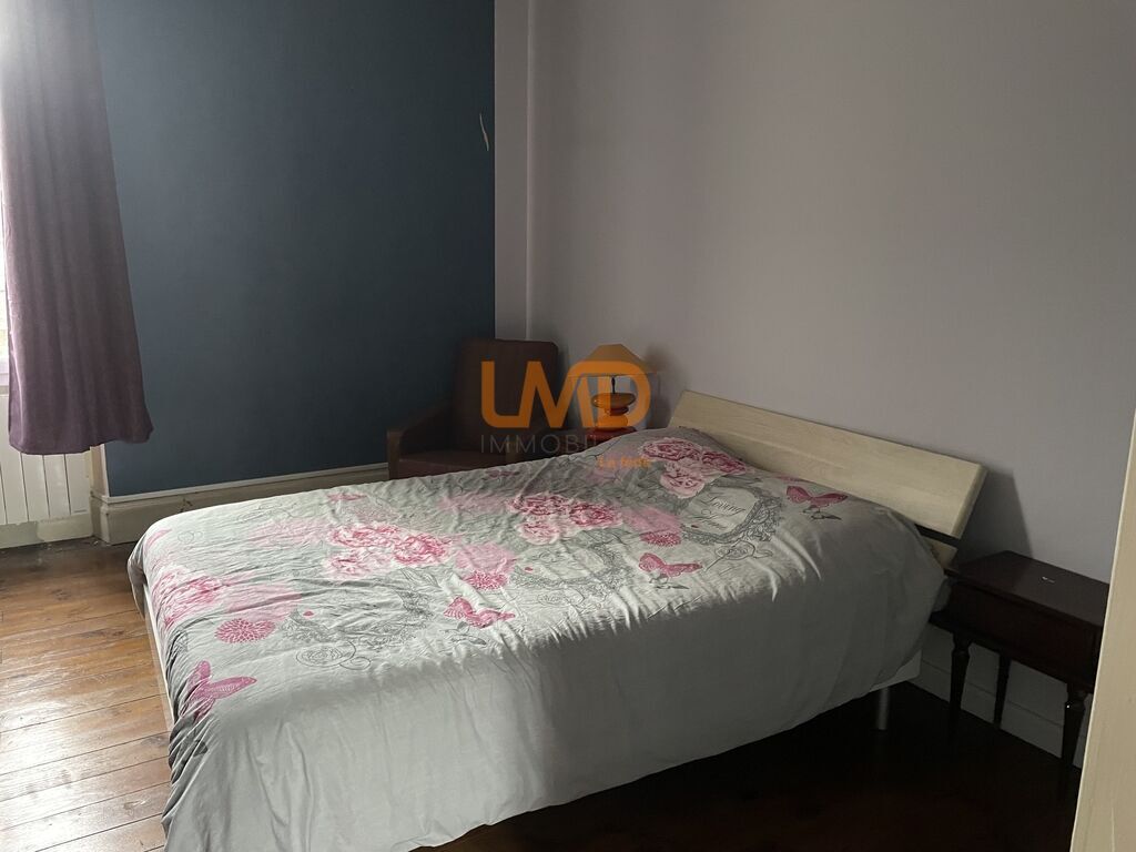 Photo 9 : Maison T7 en pierre sur sous-sol