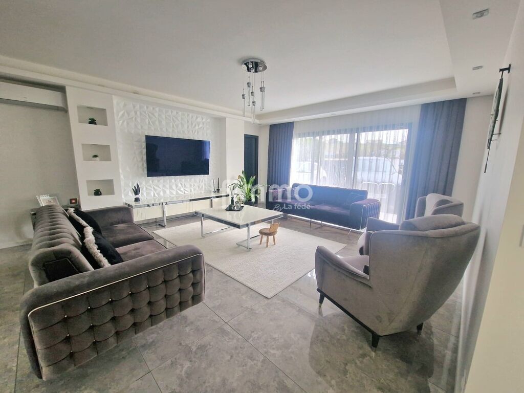 Photo 1 : Villa contemporaine 4pièces de 145 m² – 33750 Croignon