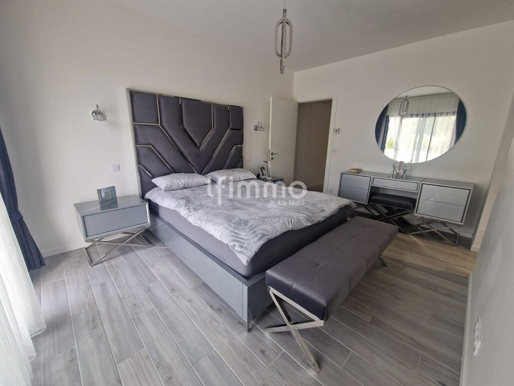 Photo 3 : Villa contemporaine 4pièces de 145 m² – 33750 Croignon