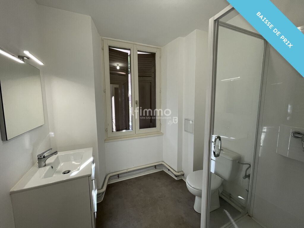 Photo 17 : Immeuble rénové 7 appartements