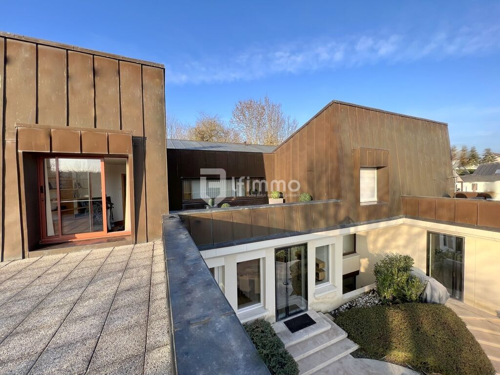 Photo 13 : Exclusivité - Lamorlaye Golf Luzarches - Propriété de 540m² habi