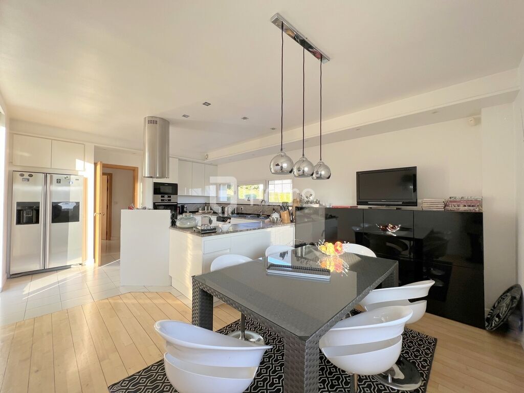 Photo 4 : Exclusivité - Lamorlaye Golf Luzarches - Propriété de 540m² habi