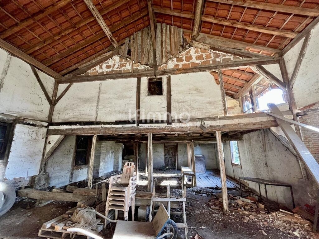 Photo 4 : Ancienne minoterie à rénover sur terrain de 2 600 m²