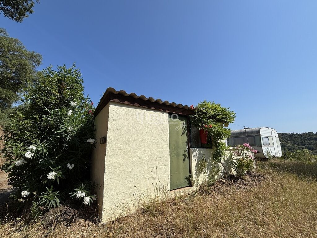 Photo 1 : Mobilhome à rénover sur terrain de 210 m2 environ