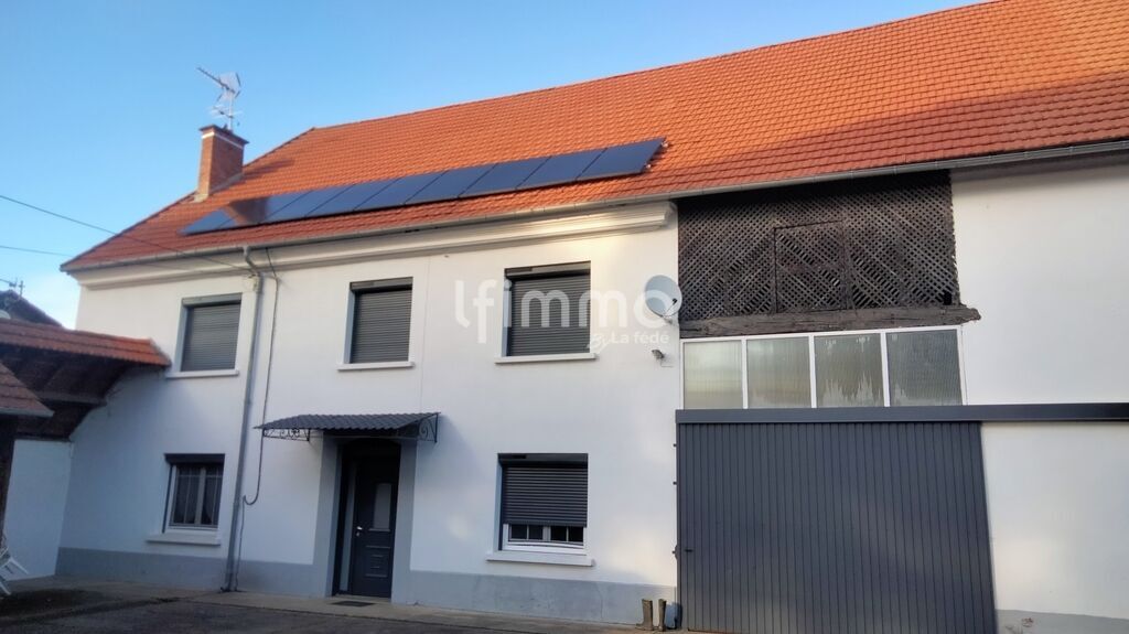 Photo 2 : Maison rénovée, grange et terrain