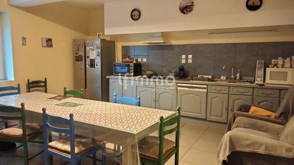 Photo 4 : Maison rénovée, grange et terrain