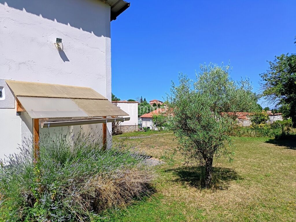 Photo 10 : Terrain d'agrément + garage à camping-car