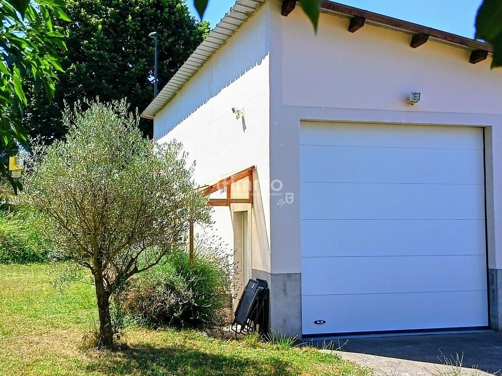 Photo 2 : Terrain d'agrément + garage à camping-car