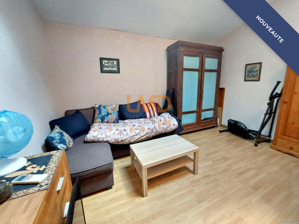 Photo 10 : 77, Montereau, maison en pierre , très bon état sur environ 1hec