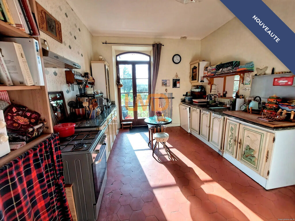 Photo 7 : 77, Montereau, maison en pierre , très bon état sur environ 1hec