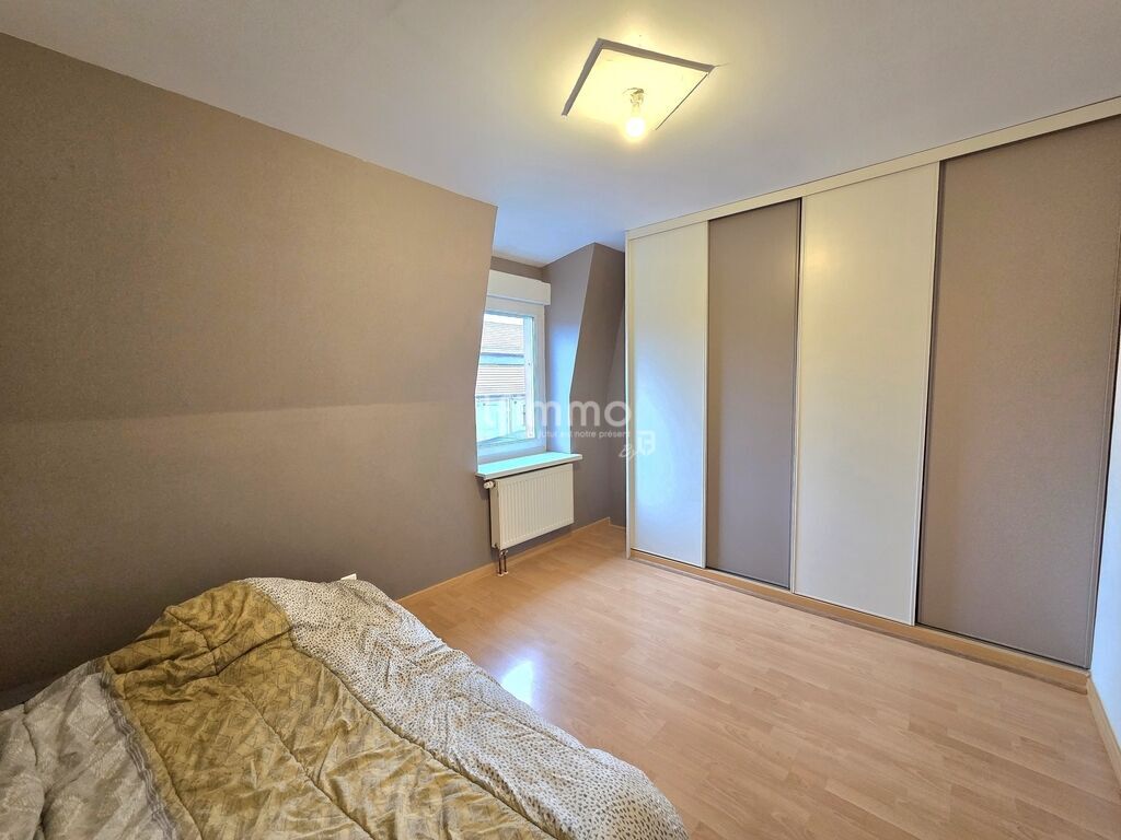 Photo 10 : Maison mitoyenne 1O2 M² à Issenheim Terrain 275 m²