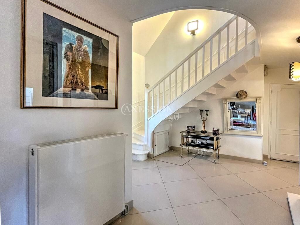 Photo 10 : Maison de 6 pièces - 4 chambres - jardin