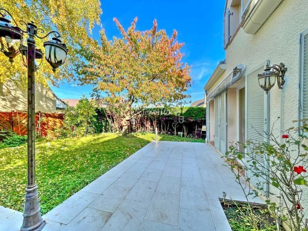 Photo 5 : Maison de 6 pièces - 4 chambres - jardin