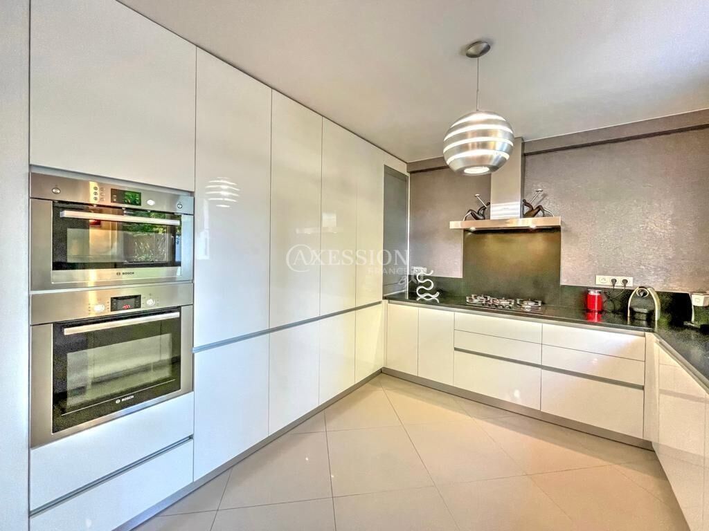 Photo 9 : Maison de 6 pièces - 4 chambres - jardin