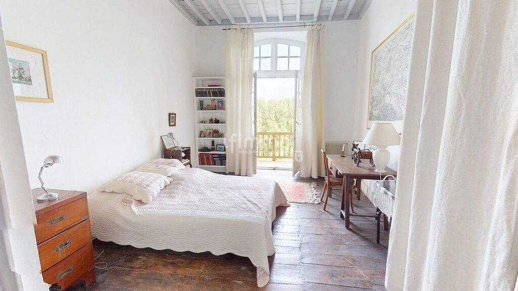 Photo 13 : Propriété historique “La Belle Image”