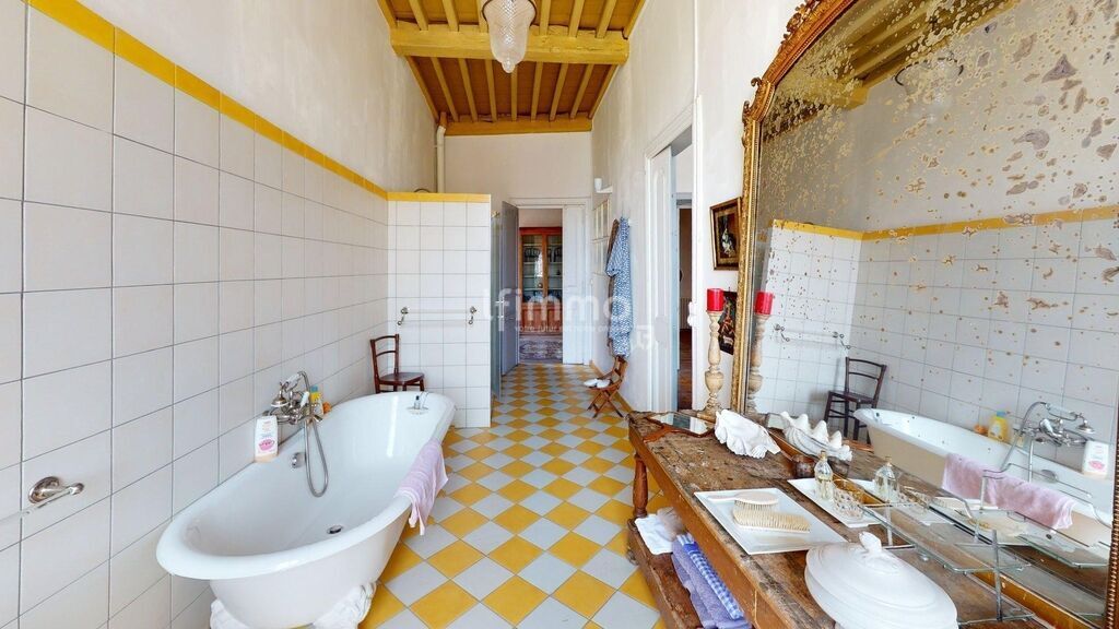 Photo 16 : Propriété historique “La Belle Image”