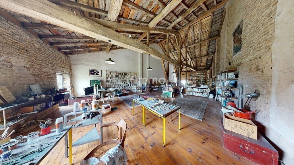 Photo 21 : Propriété historique “La Belle Image”