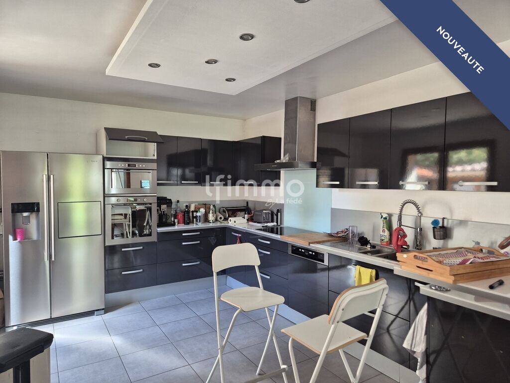 Photo 5 : Maison 6P 121M2 Terrain 340M2 13009