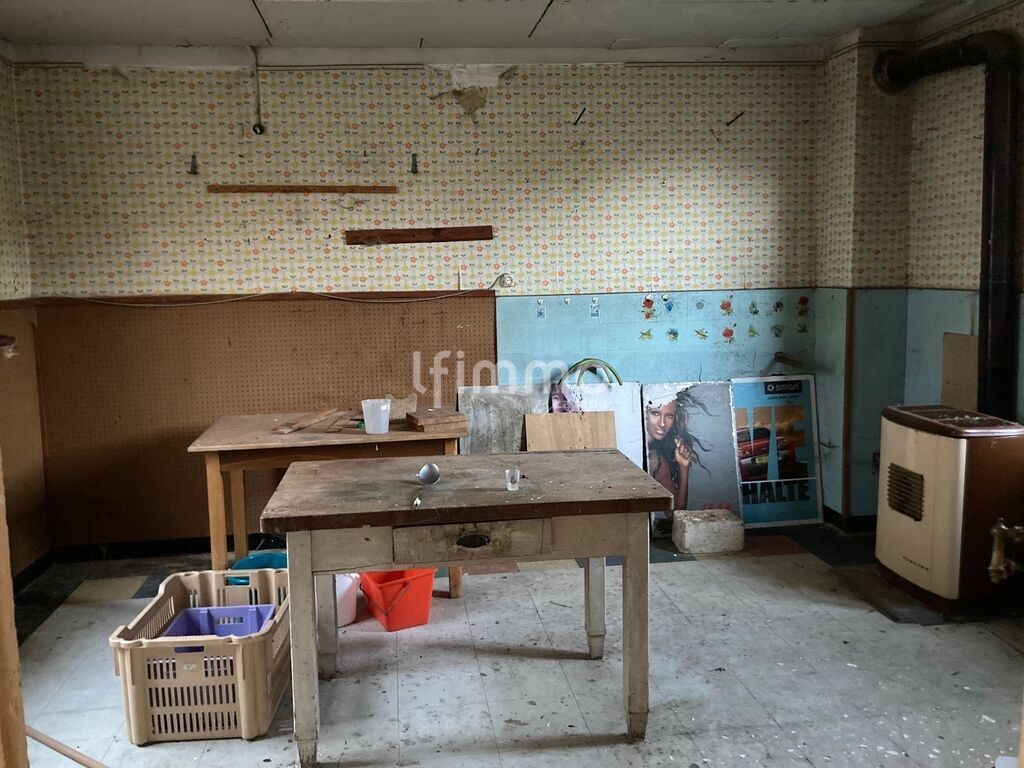 Photo 13 : Immense Bâtisse, Historique de la Ville de Morhange