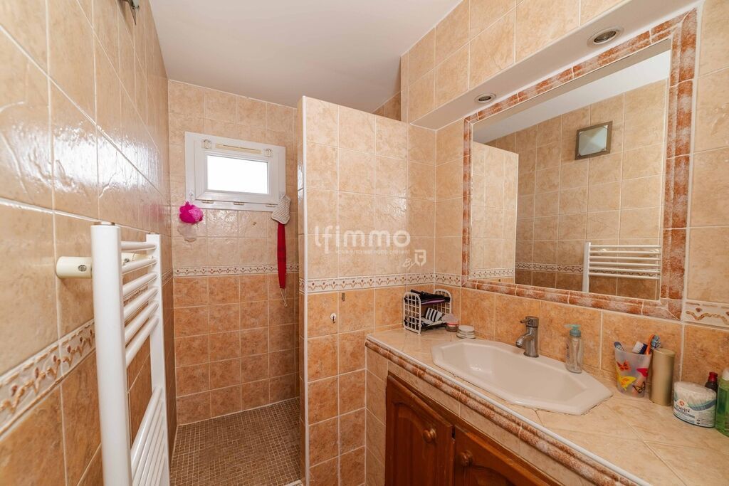 Photo 9 : Maison 6 pièces de 126m2 - La Seigneurie 13009