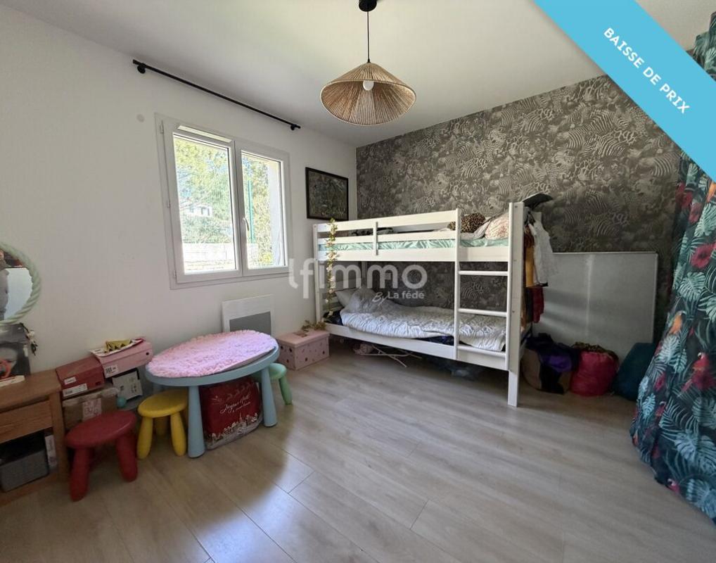 Photo 20 : Villa récente plain-pied 4 chambres, Terrain 706 m², Villedubert