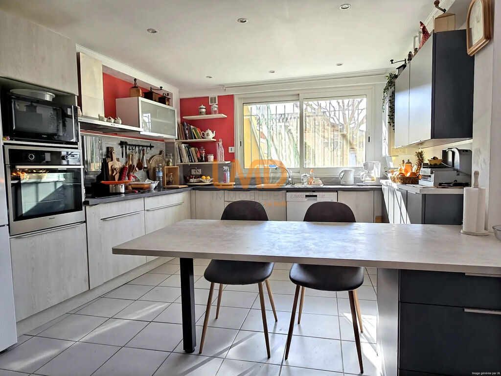 Photo 7 : Maison avec appartement indépendant, garage et terrasses, vue Al