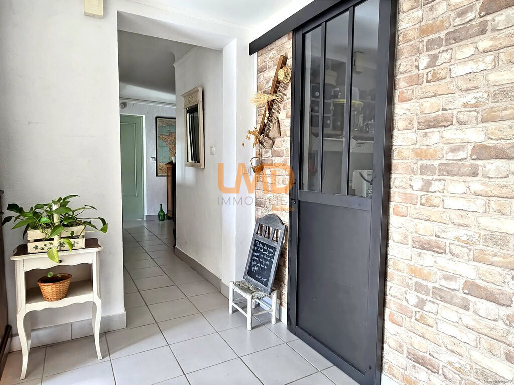 Photo 9 : Maison avec appartement indépendant, garage et terrasses, vue Al