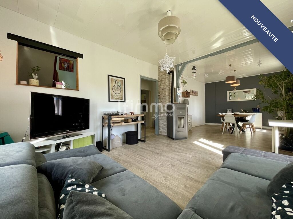 Photo 3 : Spacieuse maison familiale sur vaste terrain avec garage