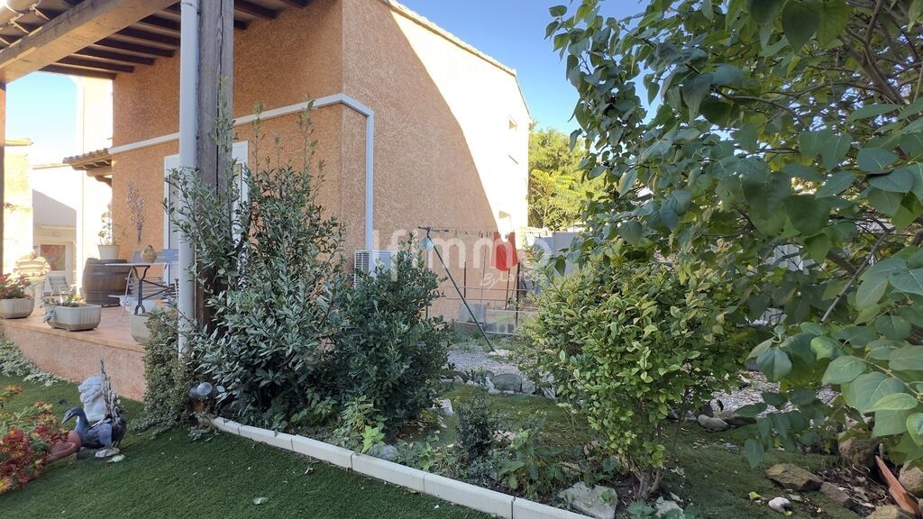 Photo 11 : Ensemble immobilier avec 2 maisons, garage, jardin