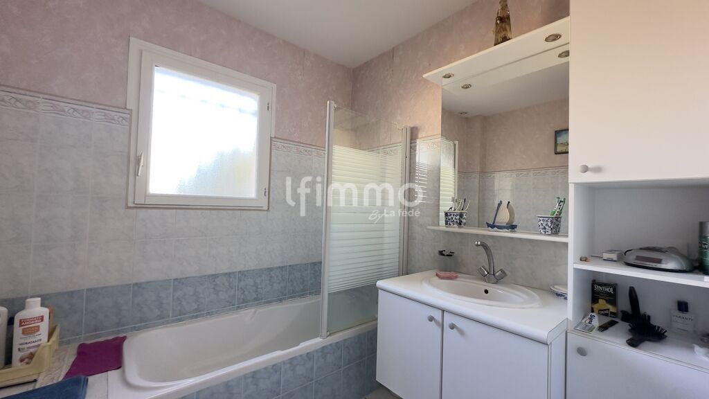 Photo 6 : Ensemble immobilier avec 2 maisons, garage, jardin