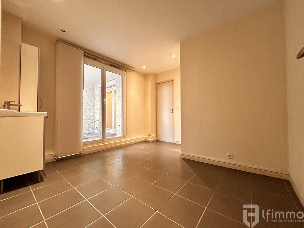 Photo 5 : Appartement 100 m², F5 avec terrasse