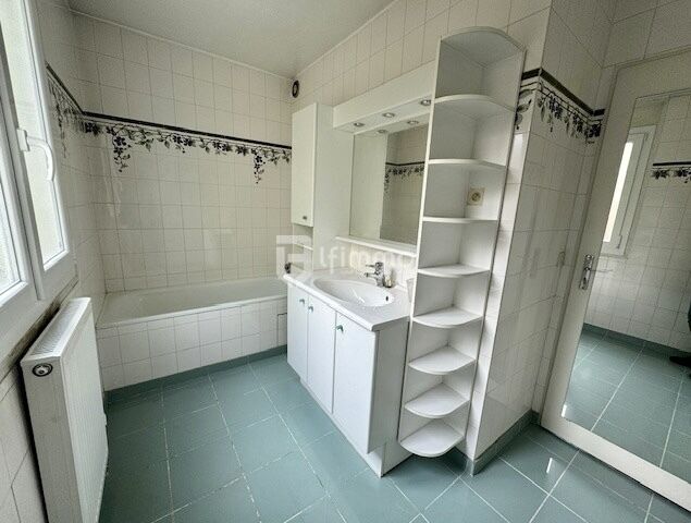 Photo 9 : Appartement 100 m², F5 avec terrasse