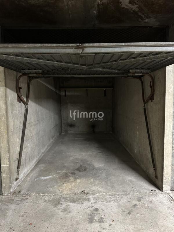 Photo 1 : Box fermé 12m2