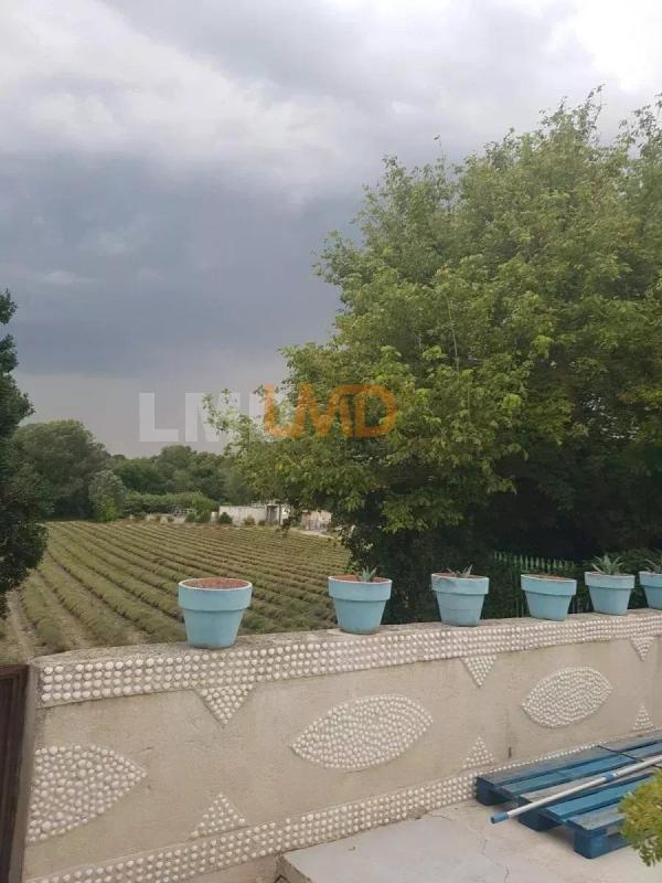 Photo 9 : maison en pierre de 140m2  .. piscine. garage