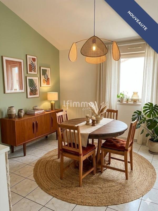 Photo 3 : T3 de 73 m² 62 Carrez 2 ch. espace bureau, garage 22 m² + cave