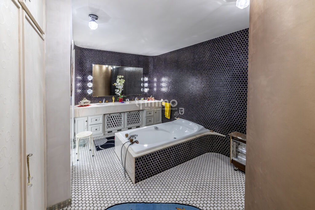 Photo 8 : Maison dotée d'un grand cachet, au cœur d'un sympathique village