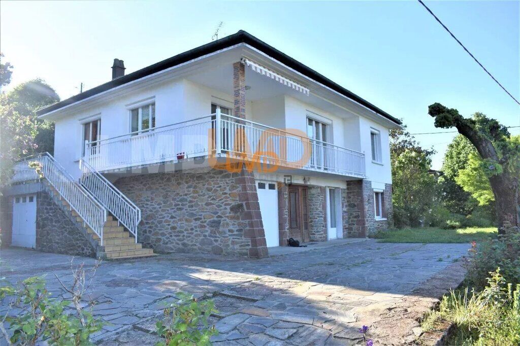 Photo 1 : Grande Maison Avec Terrain