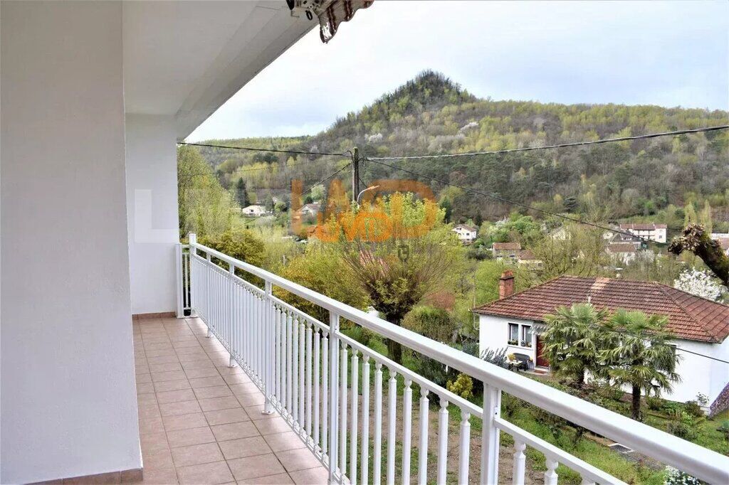 Photo 25 : Grande Maison Avec Terrain