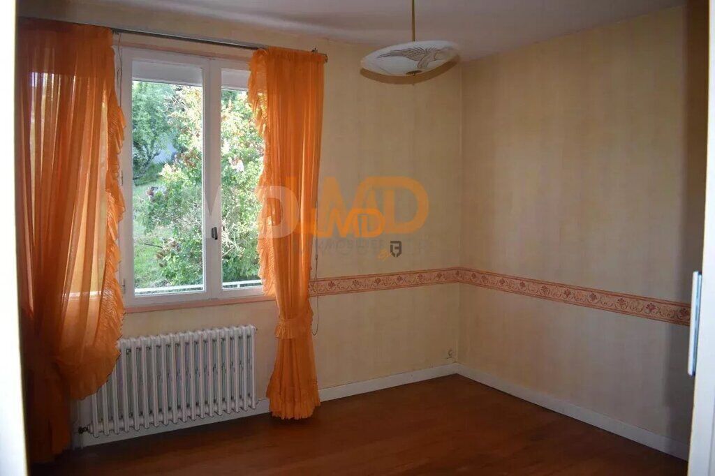 Photo 9 : Grande Maison Avec Terrain