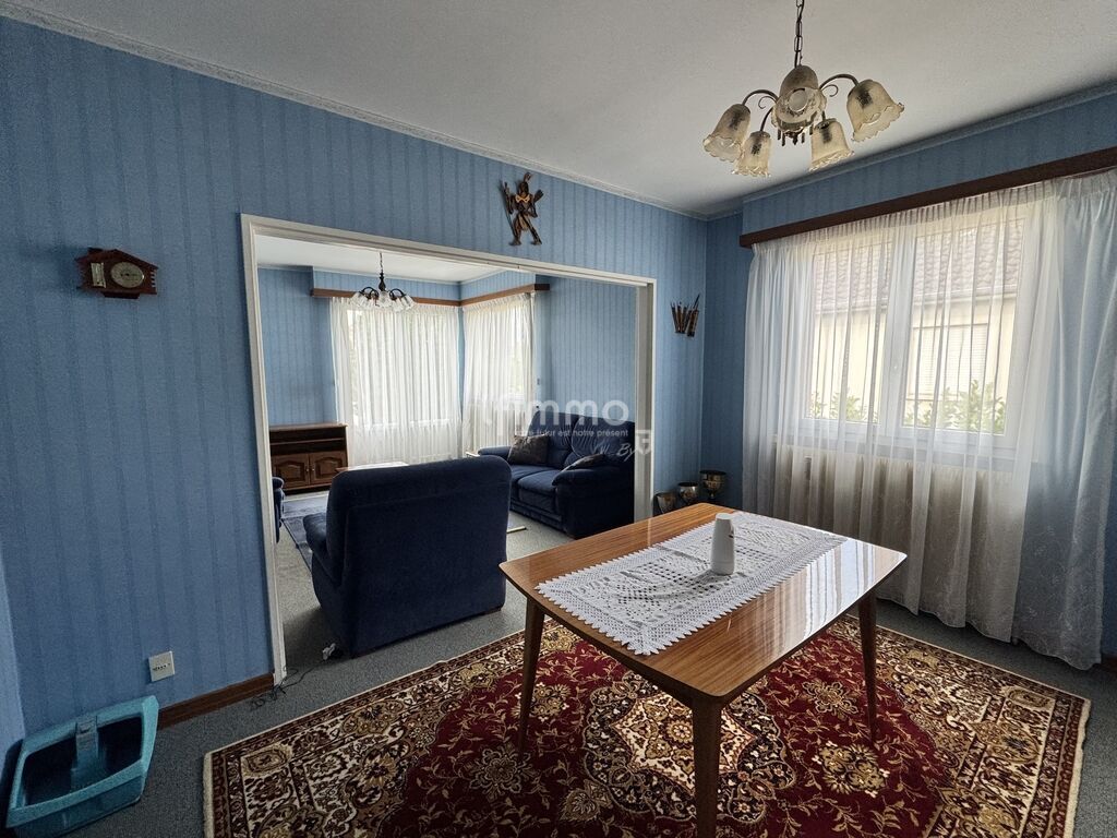 Photo 3 : Maison de plain-pied, garage. Terrain 552 m² Fessenheim (68740)