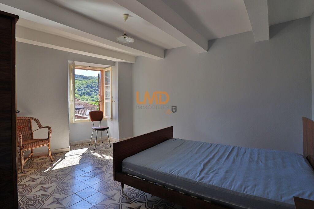 Photo 8 : Maison de village-2 chambres- véranda - garage