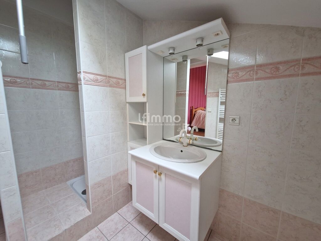 Photo 9 : Maison sur terrain clos de 1200 m2