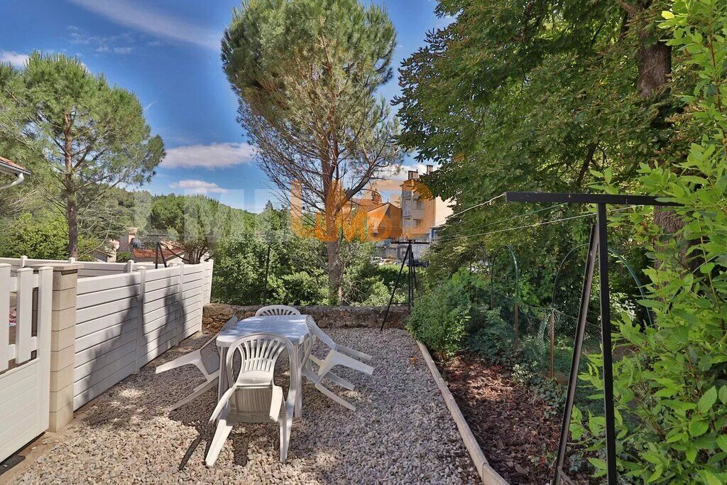 Photo 3 : Studio 10.95M2 - Meublé - Climatisé - Centre Sterr ET Centre Bou